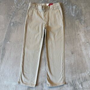 NWT IZOD Chino Stretch Khaki Boys Pants Sz 7 Regular